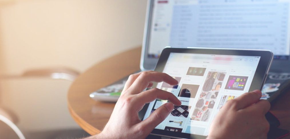 Increase Revenue with Upselling & Cross-selling Functionalities for eCommerce