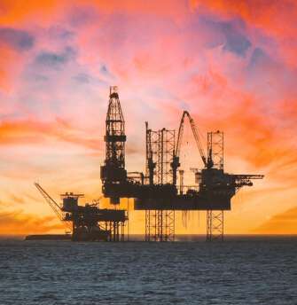 oil rig - optimum7 provides oil and gas marketing services